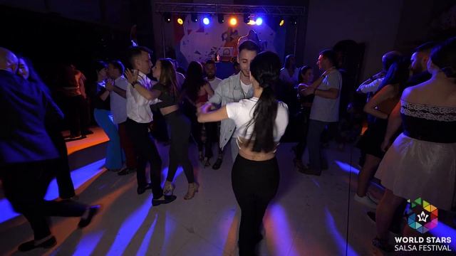 Milen Hristov & Denitsa Panayotova - Bachata Social Dance at World Stars Salsa Festival 2022 смотреть онлайн