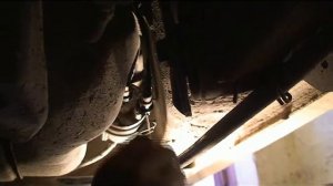 Замена бензинового фильтра Skoda Rapid