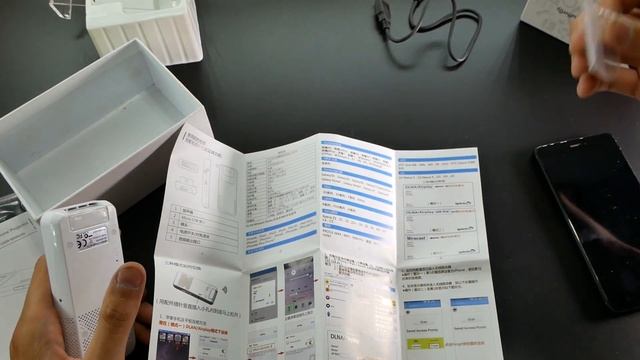 Карманный проектор Ipico PJ205 / Обзор и распаковка беспроводного проектора смотреть онлайн