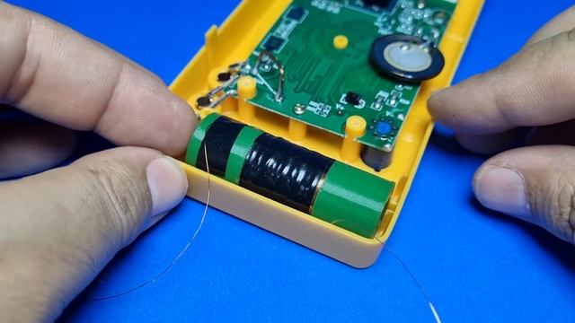 Tired of Constantly Changing Batteries? One Magnet Is Enough for Everything - Multimeter Upgrade смотреть онлайн