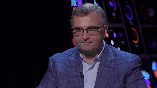 Срочно! Флагшок упал, Парад... Атаманюк: Родину не заставишь любить... Политбюро смотреть онлайн