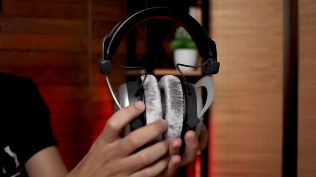 Headphone Paling Lembut Premium - Beyerdynamic DT990 Edition [] Review смотреть онлайн