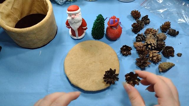 Распорола старый плащ из экокожи и вот что получилось! поделки своими руками на Новый 2022 год! смотреть онлайн