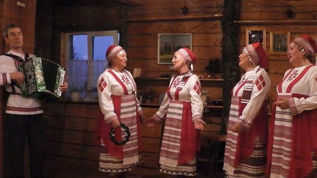Удм.анс."Чильтэр".Песня "Моя Удмуртия" смотреть онлайн