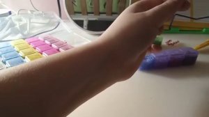 1 видео (как сделать карамельку из бисера)??