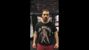 Цветочный лох снова опозорился.