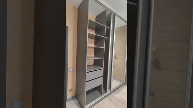 Установили шкаф-купе в Ростове н/Д #мебельростов #ростов #кухниростов 89061803941 смотреть онлайн