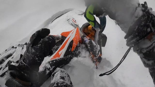 7 THINGS TO KNOW BEFORE TRYING A SNOW BIKE | KTM TIMBERSLED смотреть онлайн