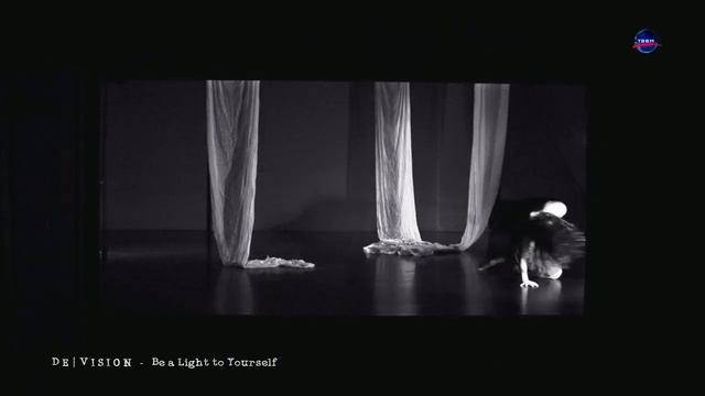 De-Vision - Be A Light To Yourself [Dominatrix RmX]