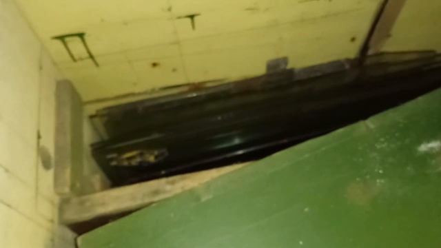 Купил гараж деда, а что после деда осталось в гараже!!! смотреть онлайн