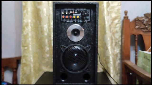 sound test sa ating DIY mini Bluetooth speaker. смотреть онлайн