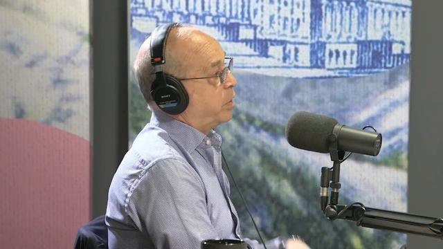 A Kingdom United against Trump | Pod Save The World смотреть онлайн