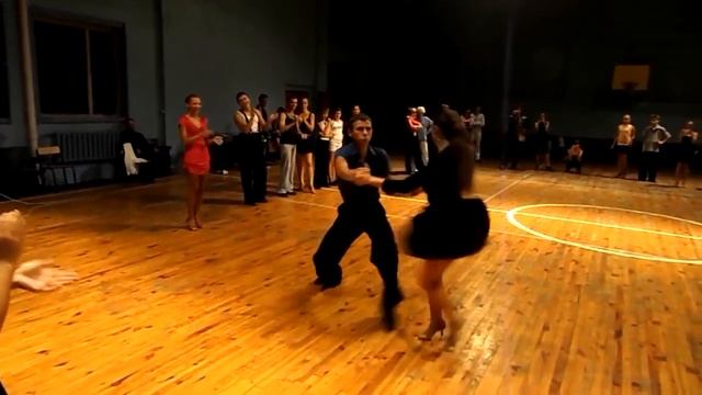 Ча ча ча .Виктория Бовжар,Антон Левшин. сборы 2012 ;) смотреть онлайн