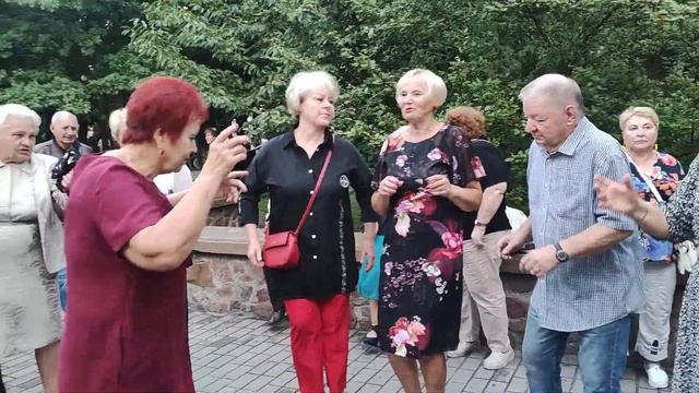 Ай, девушка...........03.09.23 Гомель парк Луначарского ? смотреть онлайн