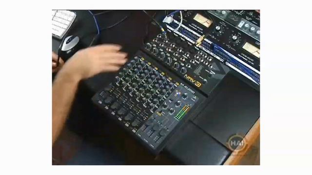 NRV 10 Digital Audio Interface and Analog Mixer Tutorial смотреть онлайн