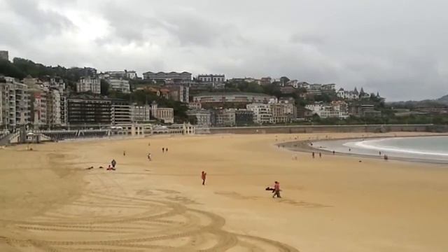 Испания.Сан Себастьян. Экскурсия по набережной. Аквариум смотреть онлайн