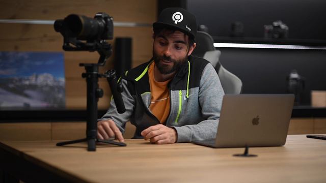 FEIYUTECH AK4500 - Il Miglior Gimbal Per Mirrorless E DSLR?