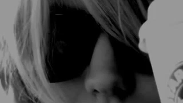 ICON or I am a CON - MARY-KATE OLSEN смотреть онлайн