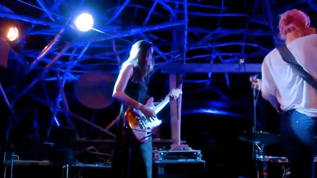 Warpaint | Watch A Concert A Day #WithMe #StayHome #Discover #Indie #Live #Music смотреть онлайн