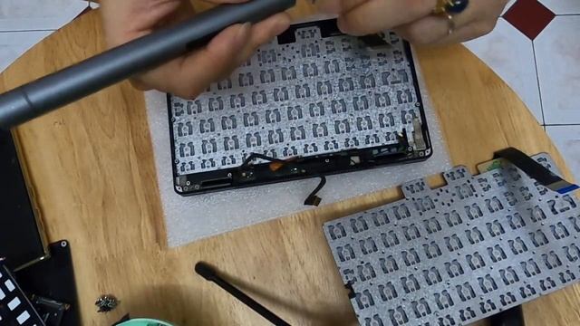 Fix One Mix 3s with a keyboard error and not booting смотреть онлайн
