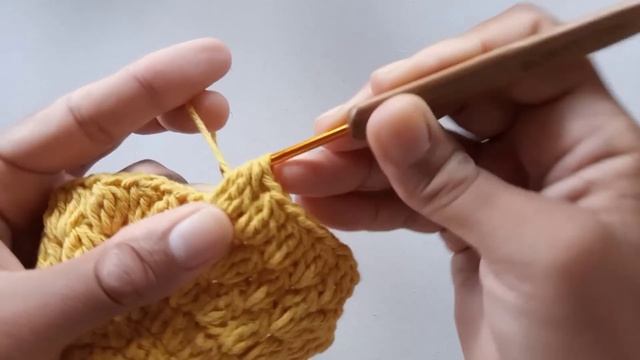 GALINHA DE CROCHÊ PESO DE PORTA OU DECORAÇÃO ?| PASSO A PASSO - Valdenete crochê artes e reciclagem смотреть онлайн