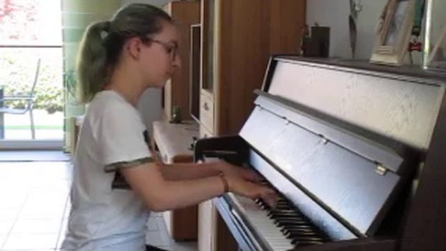Schubert - Waltz in b minor op.18 no.6 смотреть онлайн