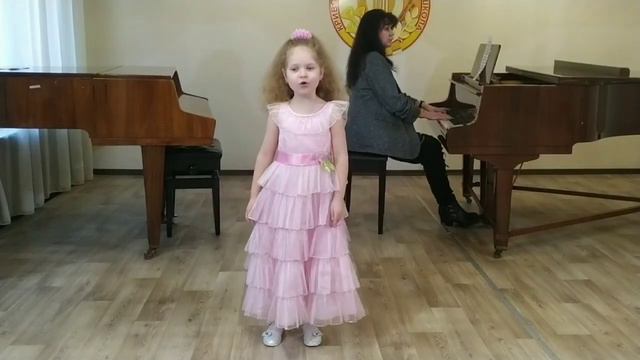 Поліна Нагаєць (6 років) "Лісовий бал" Н.Саконська, укр.текст М.Познанська. Муз.школа 5 Кривий Ріг смотреть онлайн