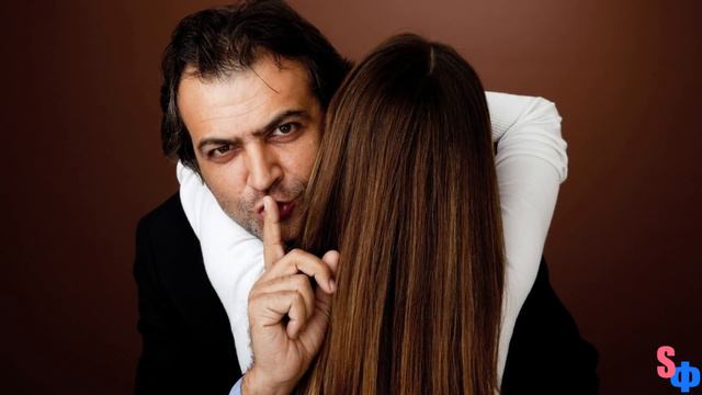 Она рыдала ночами в подушку, но продолжала делать вид, что ничего не происходит, а он думал…