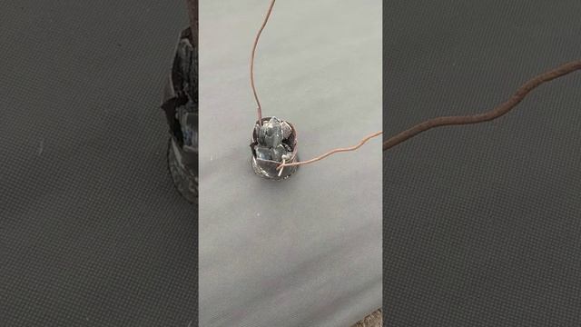 Простой способ сделать отверстия в агроволокне. смотреть онлайн