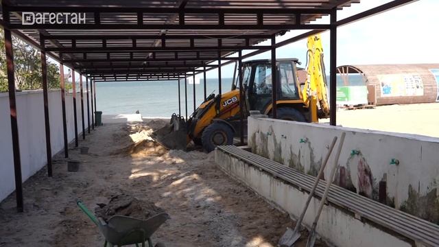 Власти Махачкалы решили досрочно завершить ремонт городского пляжа смотреть онлайн