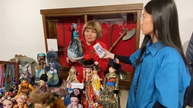 В Этнографическом музее прошла выставка-ярмарка костюмов народов Забайкалья смотреть онлайн