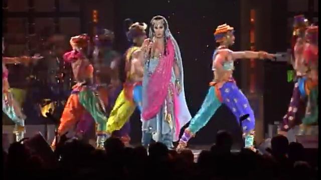 Cher - All Or Nothing (Live) смотреть онлайн