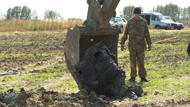 Белгородские поисковики нашли советский пикирующий бомбардировщик Пе-2 смотреть онлайн