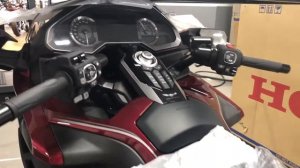 Новый Голд Винг 2018 в Honda Новосибирск - Gold Wing 2018 Honda