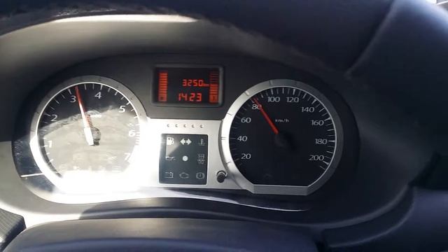 Лада Ларгус Кросс.Обороты двигателя. Lada Largus Cross смотреть онлайн