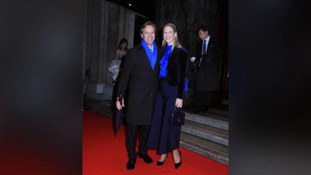 A última foto de Lady Gabriella Windsor com o falecido marido. смотреть онлайн