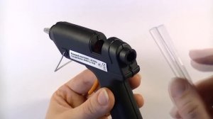 Клеевой пистолет: обзор, применение, инструкция