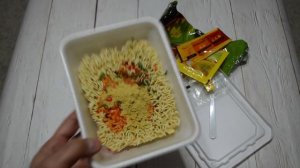 #253: ЛАПША РОЛЛТОН С ОГОНЬКОМ СО ВКУСОМ КУРИЦЫ!