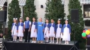 песня "Дорогою добра"