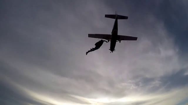 Becoming A Skydiver | Check Dive | Freefall Course Demonstration