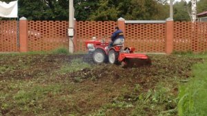 Минитрактор TZ4K14 с фрезой.