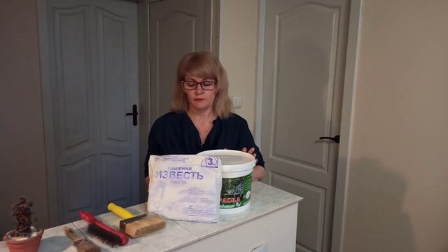 Побелка деревьев весной. Чем белить деревья смотреть онлайн