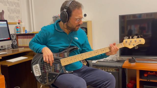 Savatage - Legions (Bass Cover) смотреть онлайн