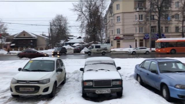 НО, г. Нижний Новгород, ул. Коминтерна, 260. Видео у входа. смотреть онлайн