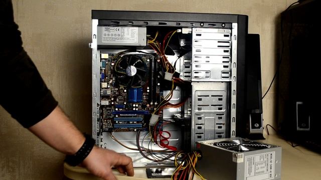 SSD от HYPER X в РЕТРО ПК! Часть 3. Оживляем вечный 775 Socket! смотреть онлайн