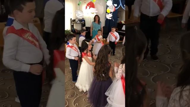 Игра «Школьные загадки» (с кубиками) автор: О.Воеводина. 2021 г. смотреть онлайн