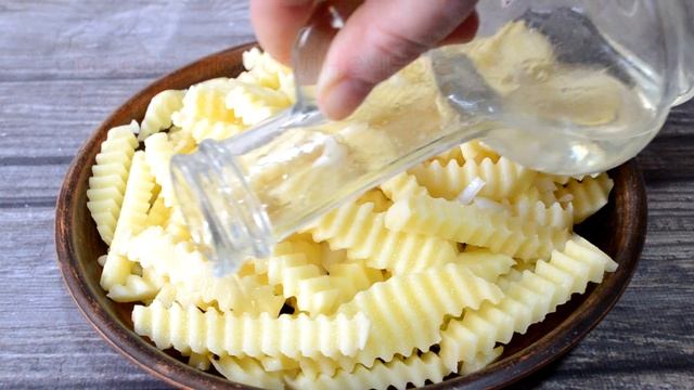 КАК БЕЗ ХЛОПОТ ПОЖАРИТЬ КАРТОШКУ В МИКРОВОЛНОВОЙ ПЕЧИ. ПОЧТИ БЕЗ МАСЛА И ГРЯЗНЫХ СКОВОРОДОК. смотреть онлайн