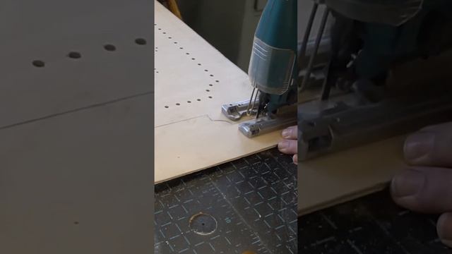 Wooden Cahir Restoration Sample смотреть онлайн