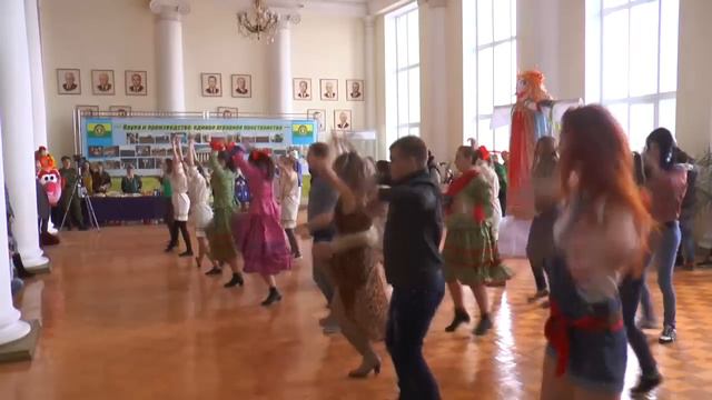 флешмоб в ВолГАУ на масленицу 2015г смотреть онлайн