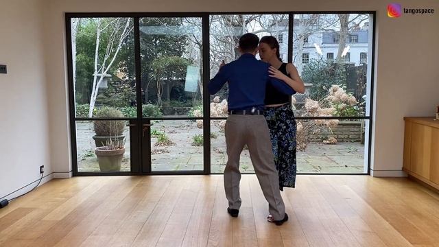 How to Dance to **Dramatic** Tango Music (Steps to Change Dynamics) смотреть онлайн